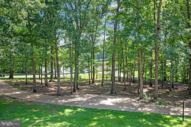 8609 LEE JACKSON, Spotsylvania, VA 22553