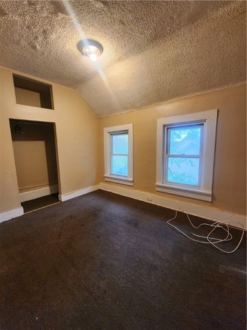 2 Hollister Street, Rochester, NY 14605