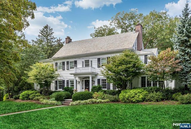 474 Heights Road, Ridgewood, NJ 07450