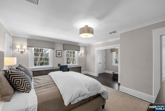 474 Heights Road, Ridgewood, NJ 07450