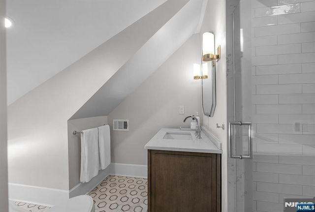 474 Heights Road, Ridgewood, NJ 07450