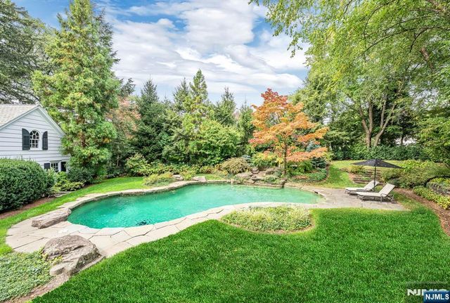 474 Heights Road, Ridgewood, NJ 07450