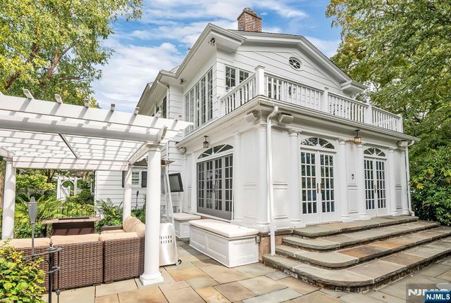 474 Heights Road, Ridgewood, NJ 07450