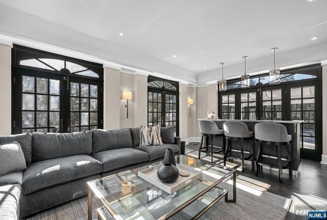 474 Heights Road, Ridgewood, NJ 07450