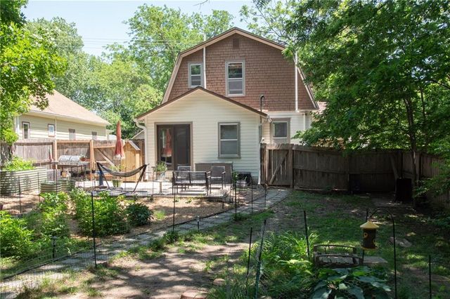 423 Mississippi Street, Lawrence, KS 66044
