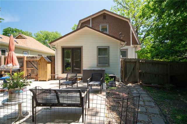 423 Mississippi Street, Lawrence, KS 66044