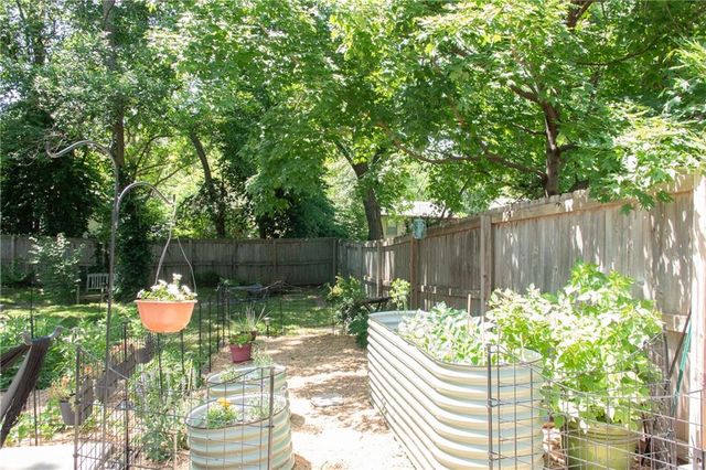 423 Mississippi Street, Lawrence, KS 66044