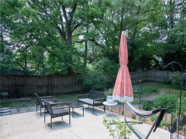 423 Mississippi Street, Lawrence, KS 66044
