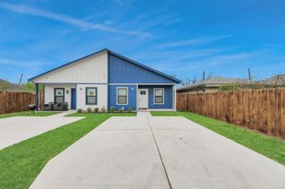 5211 Amy Street B, Houston, TX 77028