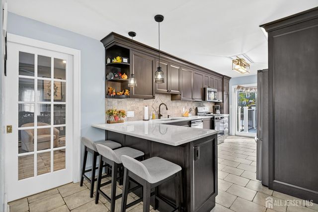 529 Dunellen Avenue, Dunellen, NJ 08812