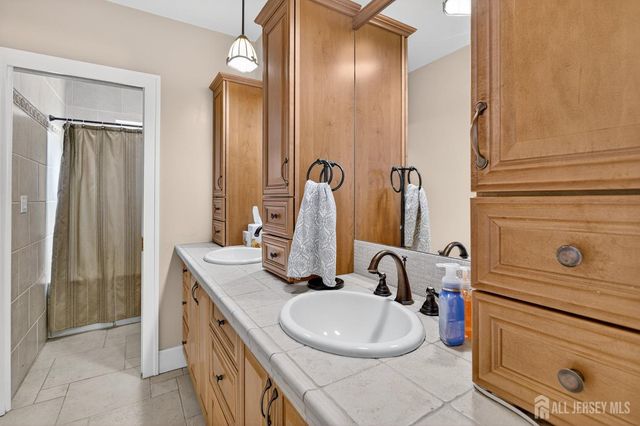 529 Dunellen Avenue, Dunellen, NJ 08812