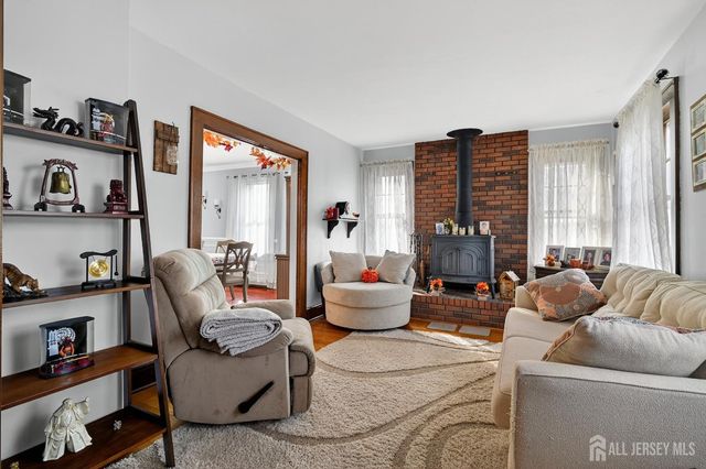 529 Dunellen Avenue, Dunellen, NJ 08812