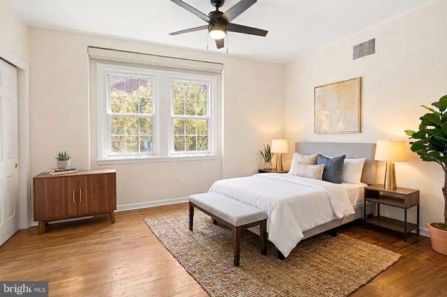 1115 LOMBARD ST, Philadelphia, PA 19147