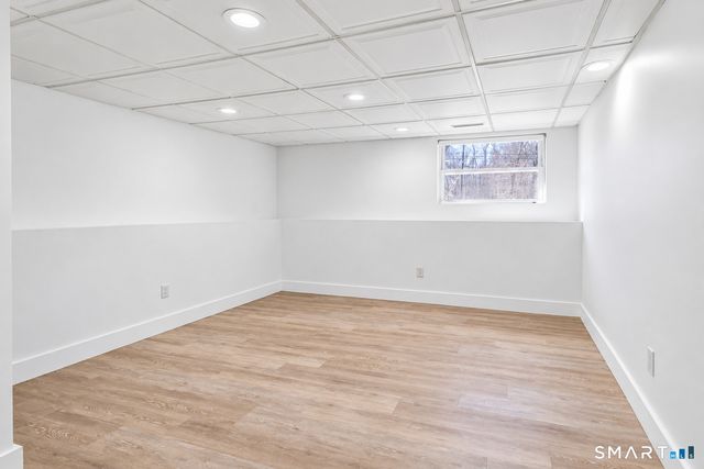 27 Old Quarry Road, Woodbridge, CT 06525