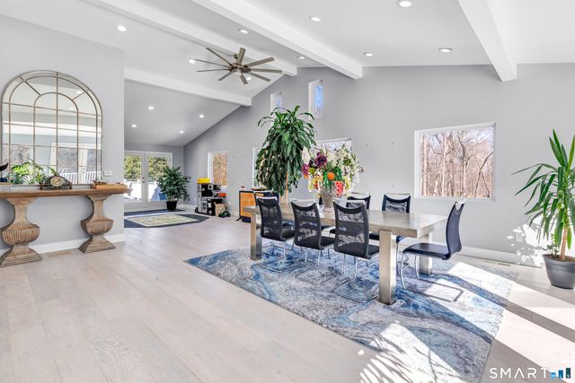 27 Old Quarry Road, Woodbridge, CT 06525
