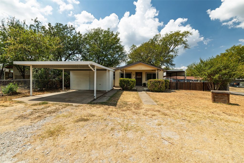 7313 Marvin Brown Street, Fort Worth, TX 76179 — photo 2