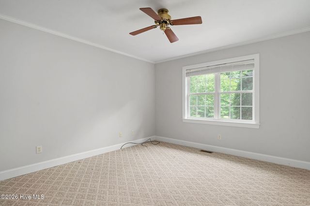 220 Red Fox Run Drive, Wallace, NC 28466