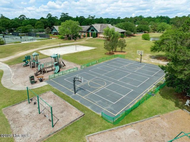 220 Red Fox Run Drive, Wallace, NC 28466