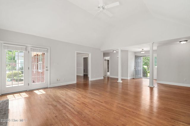 220 Red Fox Run Drive, Wallace, NC 28466