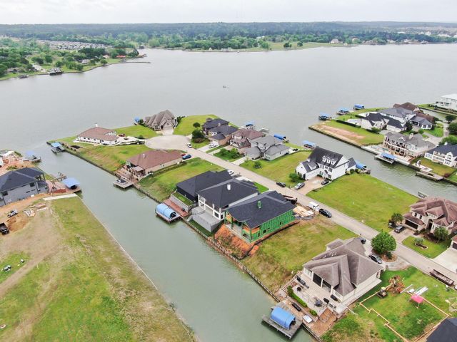 12590 St Louis Court, Willis, TX 77318