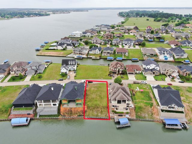 12590 St Louis Court, Willis, TX 77318