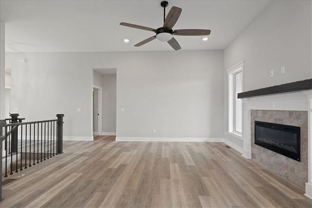 17507 Grey Hawke Ridge, Smithville, MO 64089