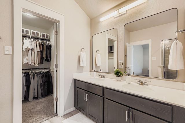2252 Rocoso TRL, Leander, TX 78641