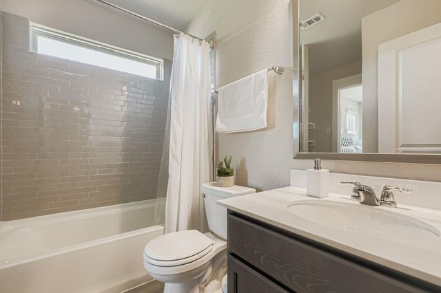 2252 Rocoso TRL, Leander, TX 78641