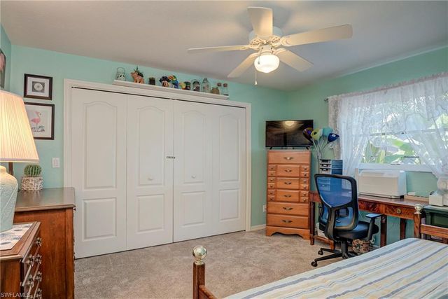 935 SE 20th CT, Cape Coral, FL 33990