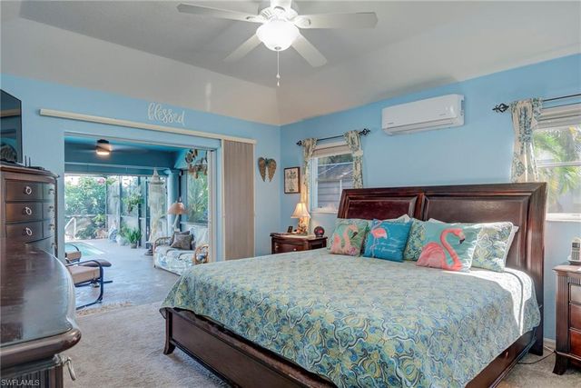 935 SE 20th CT, Cape Coral, FL 33990