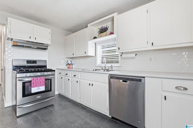 732 4TH STREET SW, Alabaster, AL 35007