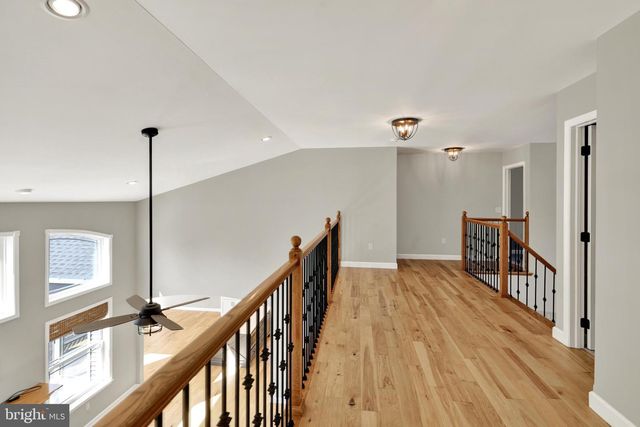 64 MIDDLETOWN RD, Fleetwood, PA 19522