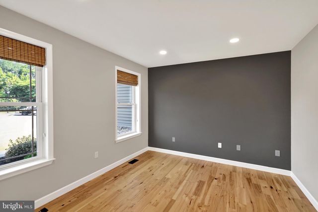 64 MIDDLETOWN RD, Fleetwood, PA 19522