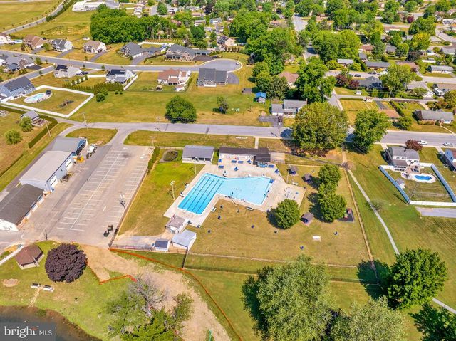 64 MIDDLETOWN RD, Fleetwood, PA 19522