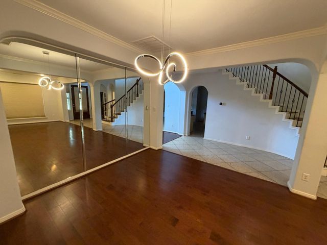 2501 Rose Bay Drive, Pearland, TX 77584