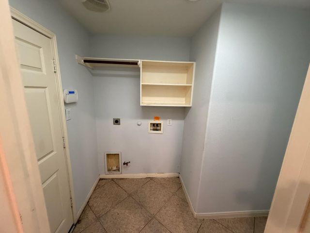 2501 Rose Bay Drive, Pearland, TX 77584