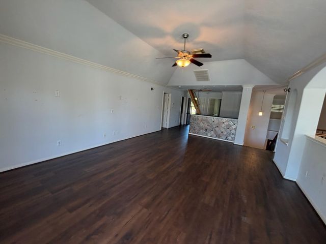 2501 Rose Bay Drive, Pearland, TX 77584