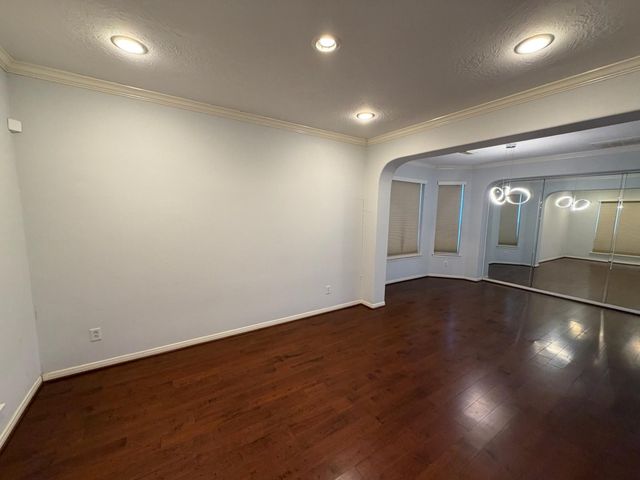 2501 Rose Bay Drive, Pearland, TX 77584