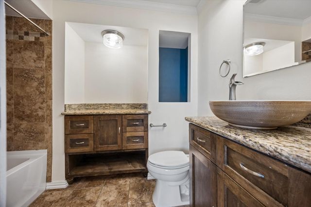 4040 San Felipe Street 177, Houston, TX 77027