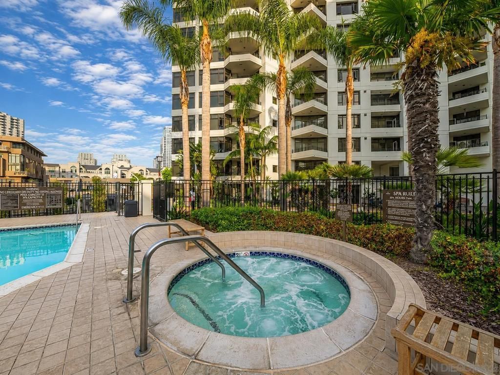 Image 32 of property listing at 700 W Harbor Dr 608, San Diego, CA 92101