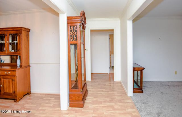 422 Shadyview Dr, Eminence, KY 40019