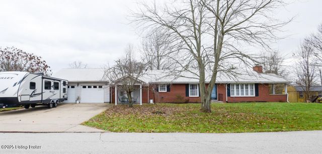 422 Shadyview Dr, Eminence, KY 40019