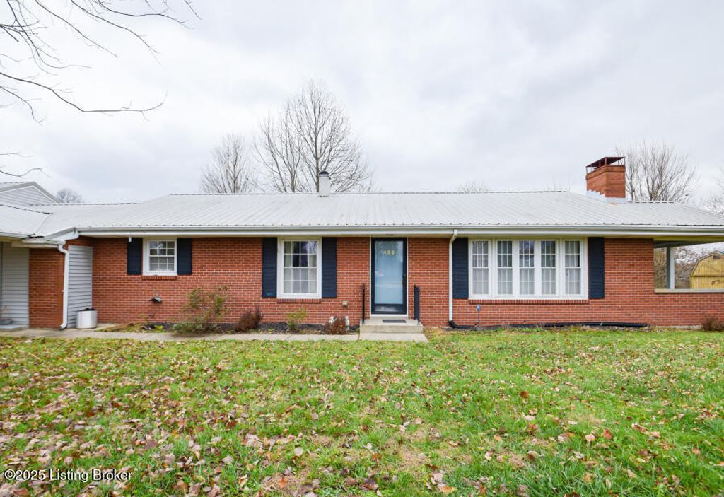 422 Shadyview Dr, Eminence, KY 40019