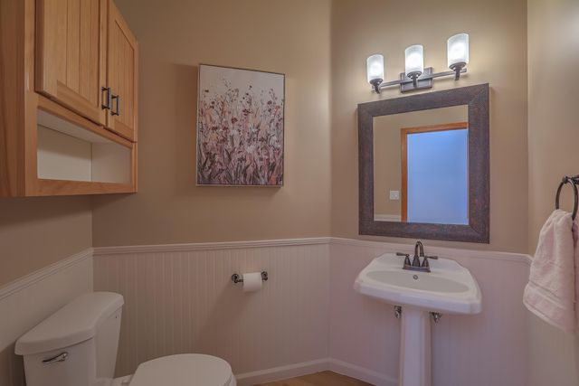 6108 Whiteman Drive NW, Albuquerque, NM 87120