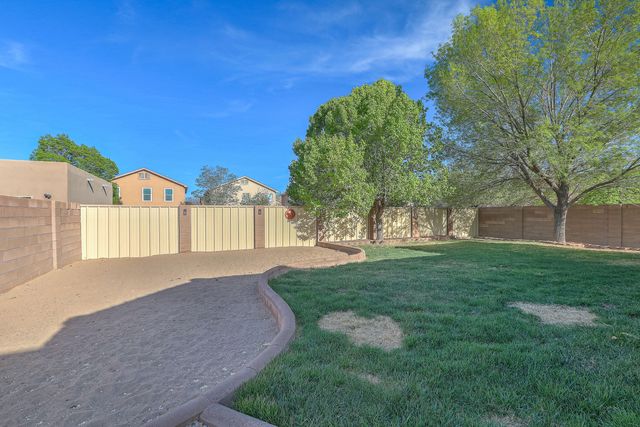 6108 Whiteman Drive NW, Albuquerque, NM 87120