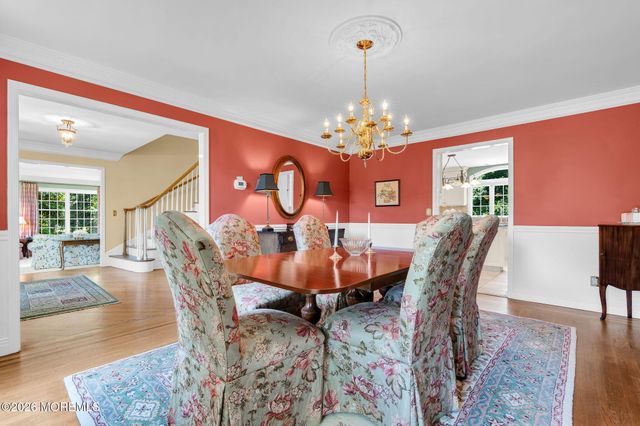 242 Williamsburg Drive, Shrewsbury Boro, NJ 07702