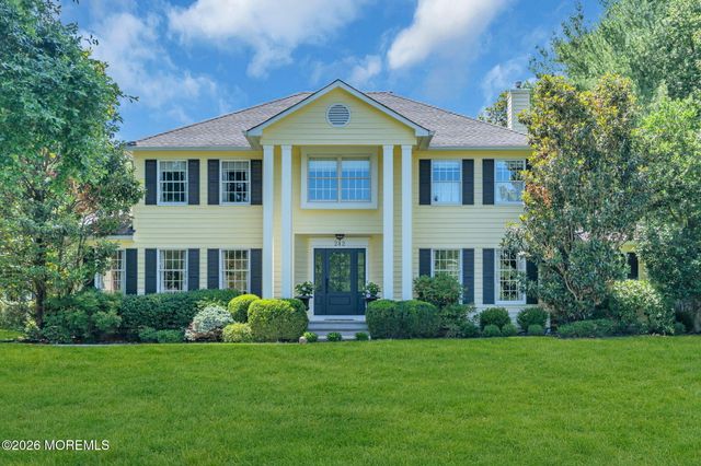 242 Williamsburg Drive, Shrewsbury Boro, NJ 07702