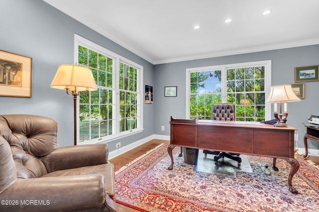 242 Williamsburg Drive, Shrewsbury Boro, NJ 07702