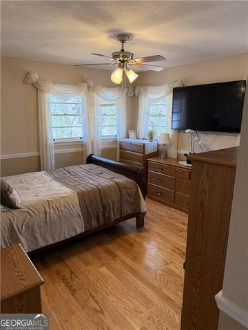 526 Poplar Street, Toccoa, GA 30577