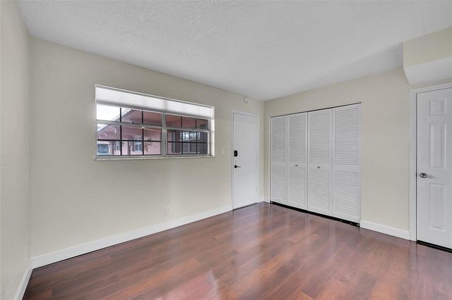 650 Tennis Club Drive 305, Fort Lauderdale, FL 33311